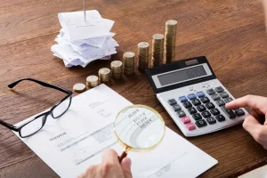 چرا باید مالیات بدهیم